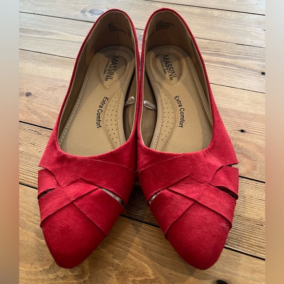 Women’s Massini red pointed toe flats size 10 - Picture 2 of 6